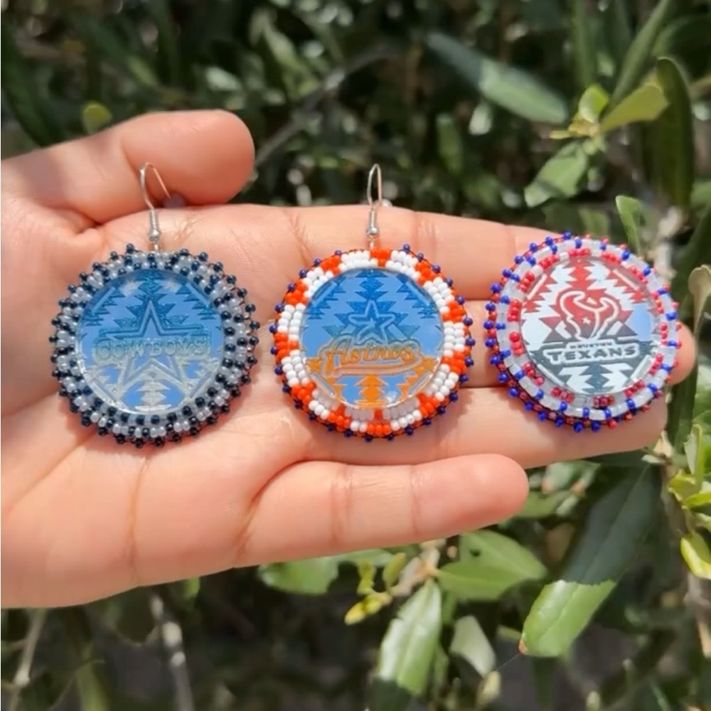 Dallas cowboys, Houston Astros or Houston Texans